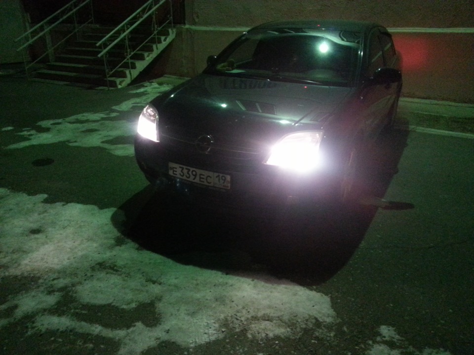 Сравнение до и после галоген и ксенон! — Opel Vectra C, 2,2 л, 2002 ...
