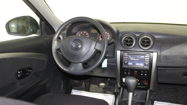 Nissan Almera