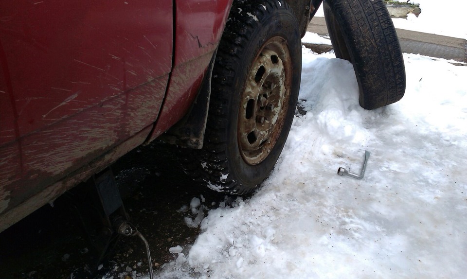 Переобулся — Москвич 2141, 1,8 л, 1992 года | колёсные диски | DRIVE2