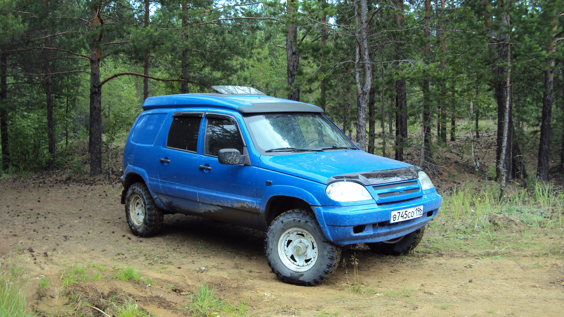 Chevrolet Niva 1.8 бензиновый 2008 | Нива Лаура ( спец авто) на DRIVE2