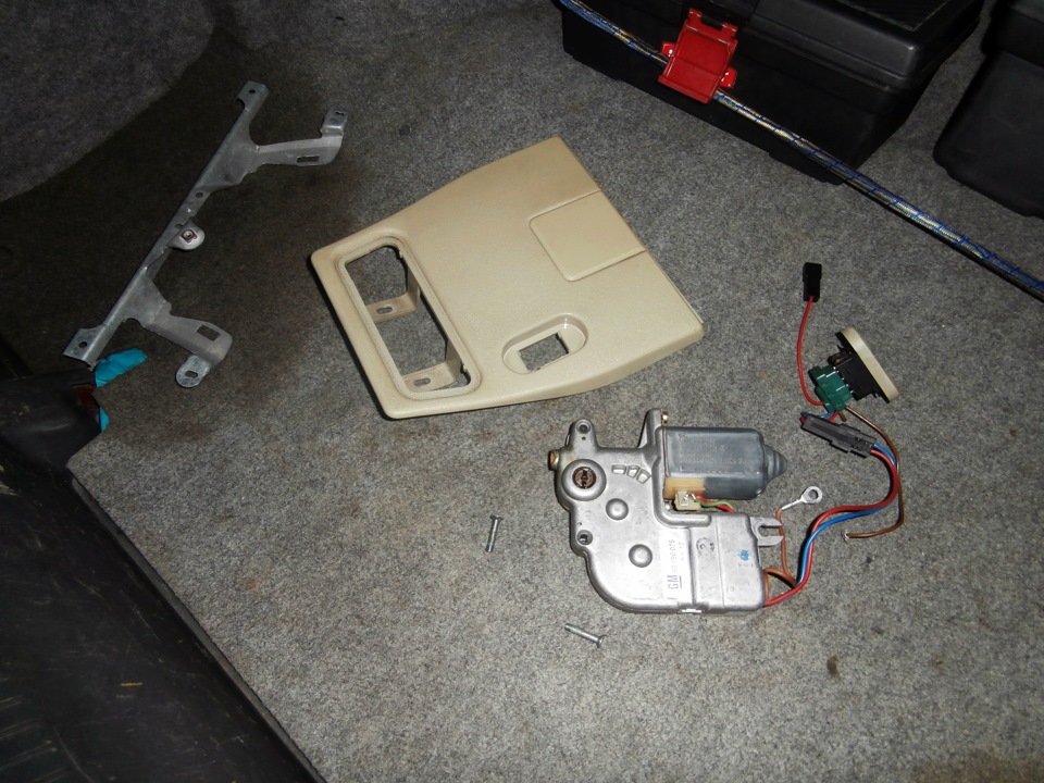 Замена механического привода люка на электрический — Opel Vectra A, 1,8 ...