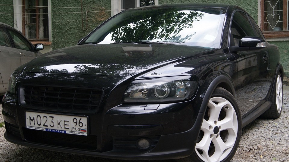 volvo c30 2007 тюнинг решетка радиатора volvo c30 2007 тюнинг решетка радиатора
