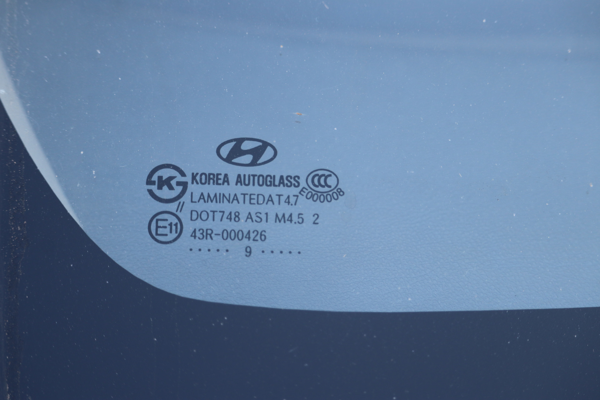 Ветровое стекло Hyundai Solaris 2013 маркировка оригинального