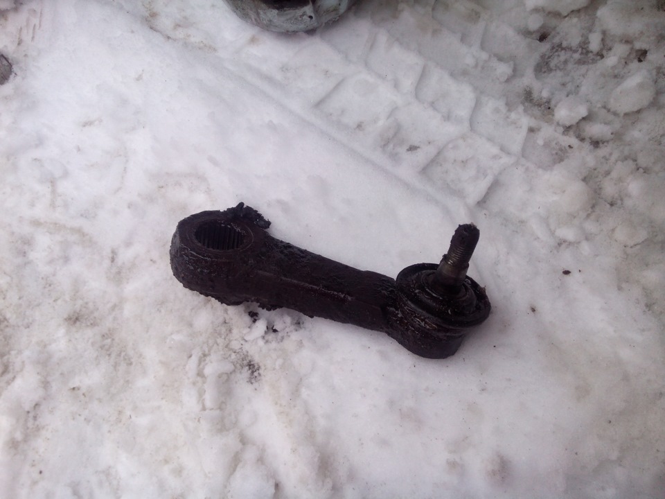 Замена рулевой сошки. — Mitsubishi Pajero (2G), 2,5 л, 1992 года ...