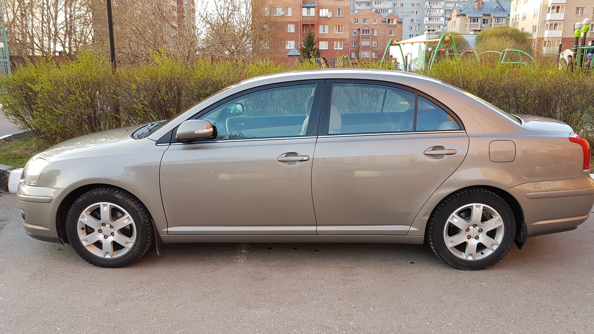 Toyota avensis 2006. Тойота авенсис т250. Тойота авенсис 2008 белая. Авенсис 2008. Авенсис т300.