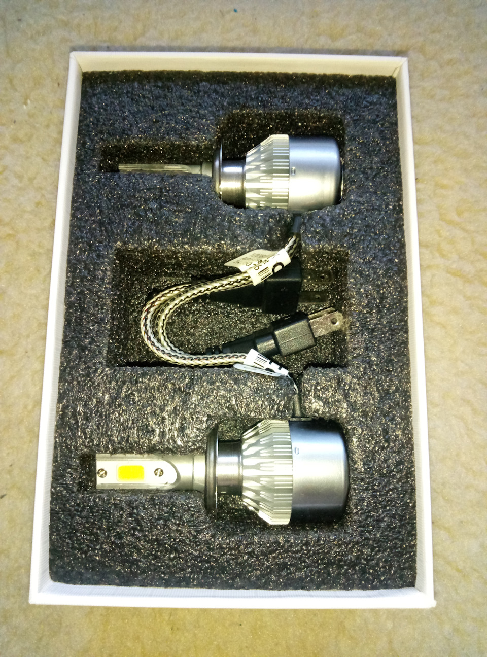 Замена галогеновых ламп дальнего света на LED — Volkswagen Caddy (3G ...