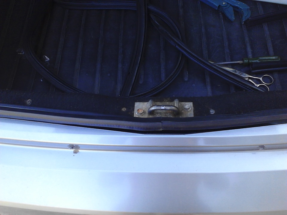 уплотнитель багажника приора хэтчбек. уплотнитель багажника ваз-2170 брт. уплотнитель крышки багажника приора седан. уплотнитель багажника приоры седан. 2170-5604040 уплотнитель крышки багажника.