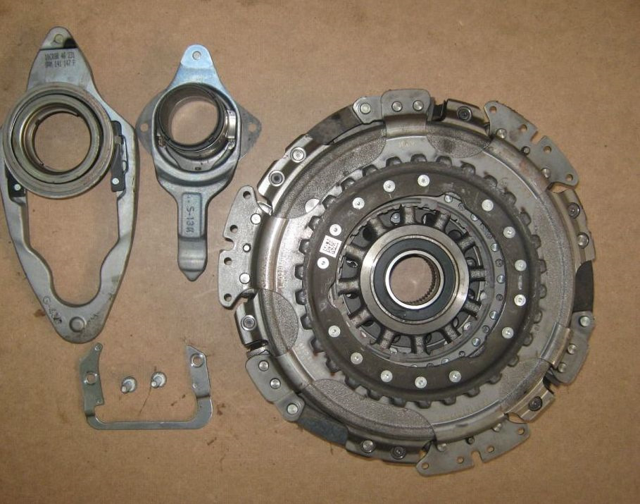 Сцепление шкода рапид luk. Сцепление dsg dq200 артикул. Сцепление шкода рапид luk. Дсг 2 сцепления. Дсг 2 сцепления.