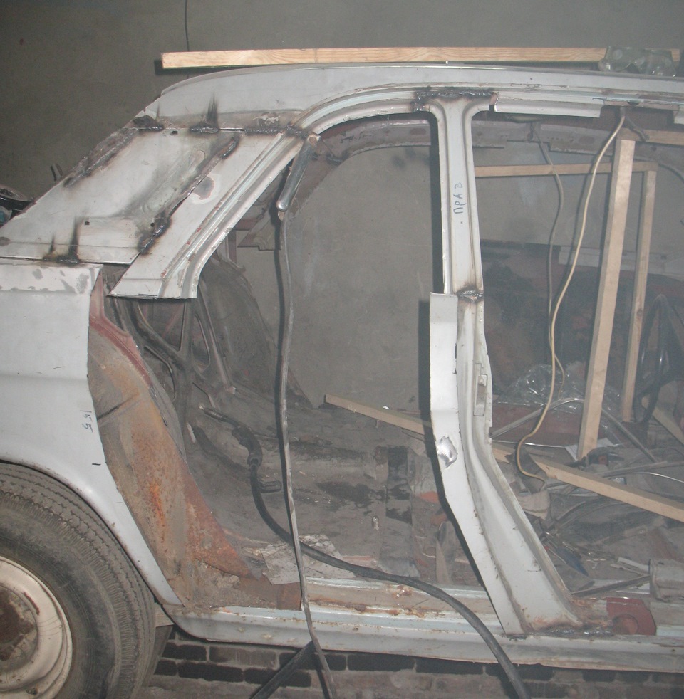 Средние стойки — ГАЗ 24, 1980 года | стайлинг | DRIVE2