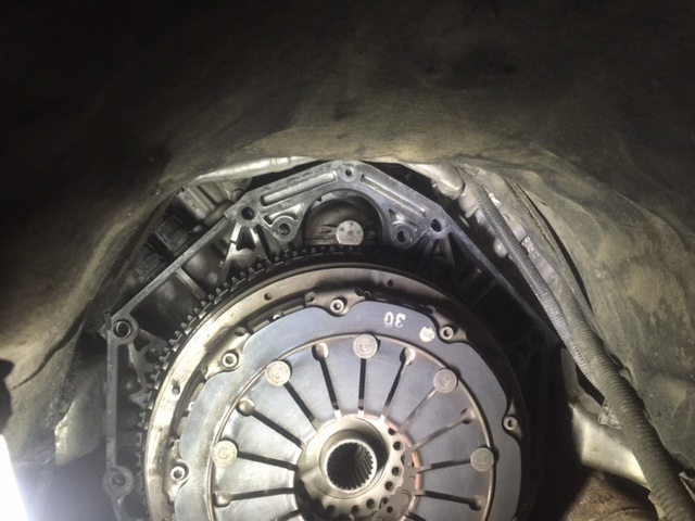 Акпп drive2. Колокол АКПП BMW e39. Колокол МКПП BMW m60. Коробка передач BMW m5 e60. Колокол АКПП БМВ 730 е38.
