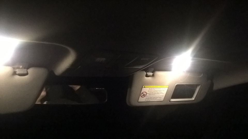 Установка оригинальных плафонов в потолок (подсветка козырьков/зеркал ...