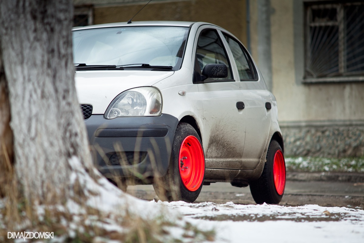 Toyota Vitz на розовых дисках Или Машина Любимой Женщины — Honda Civic  Hatchback (6G), 1,6 л, 1998 года | колёсные диски | DRIVE2