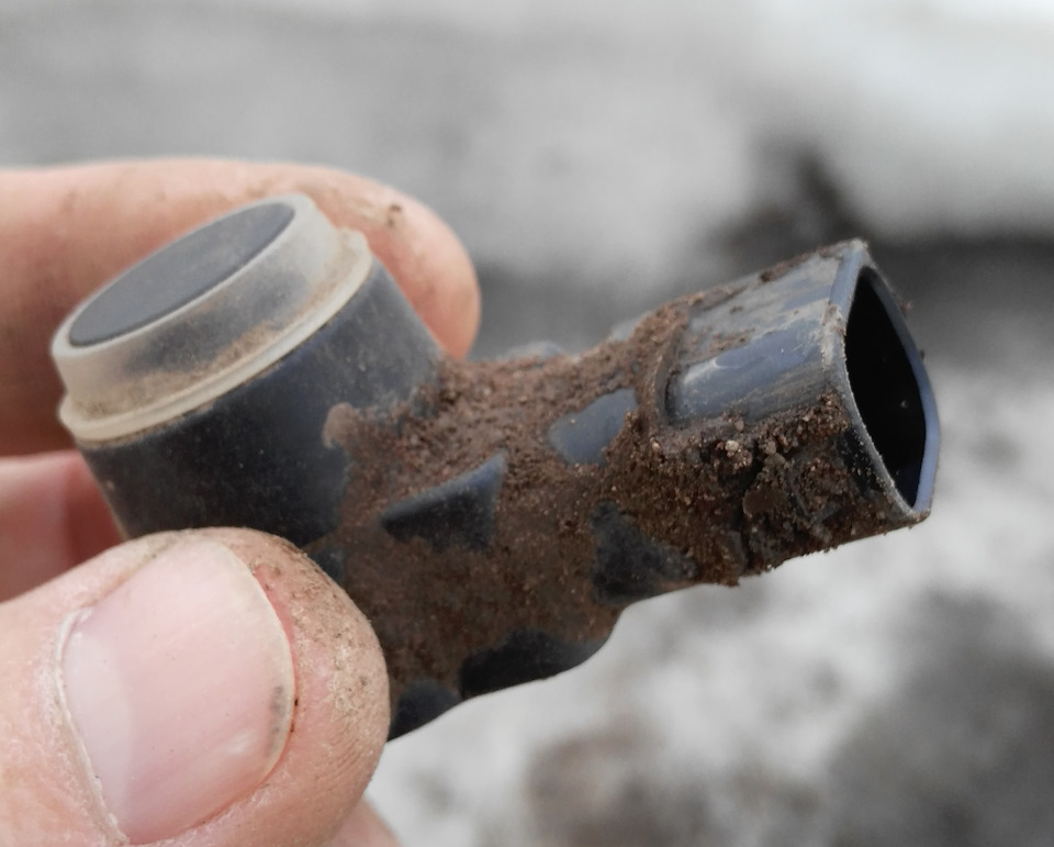 Вот в таком виде датчик был вынут на свет божий. — Haval H6 (1G)