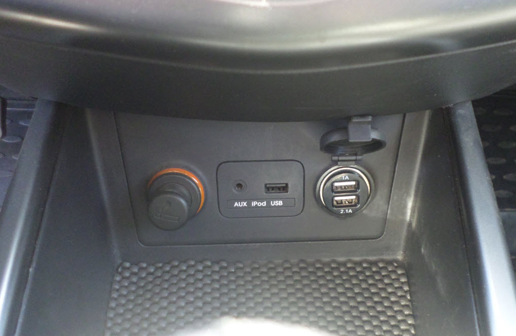 Как снять usb розетку на киа к5