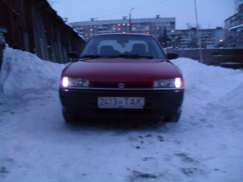 замена лампочек "габаритов" обычных на диодные. — Mazda 323 IV, 1,6 л ...