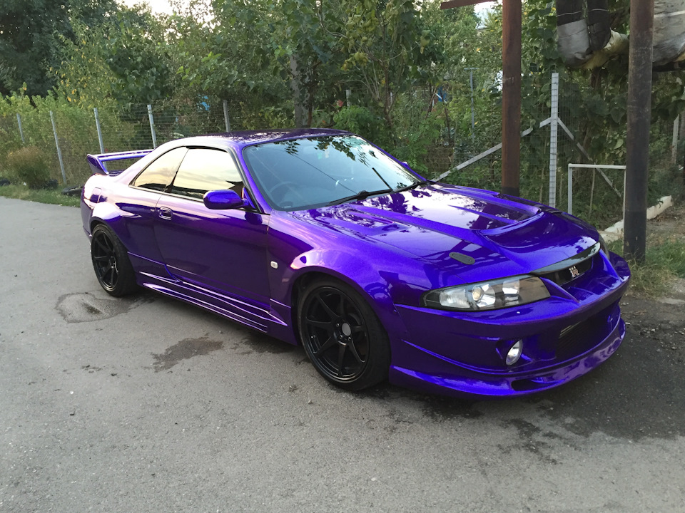 Р¤РёРѕР»РµС‚РѕРІС‹Р№ Nissan Skyline r33 GTR