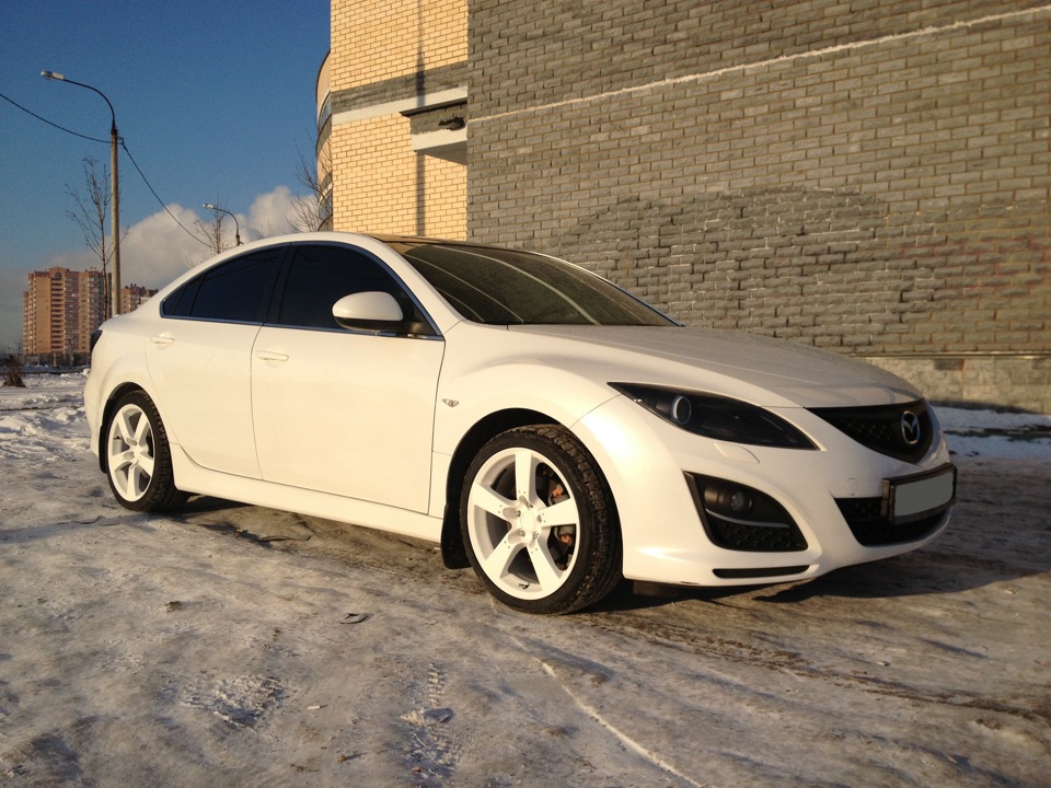 Mazda 3 2011 белая тонированная