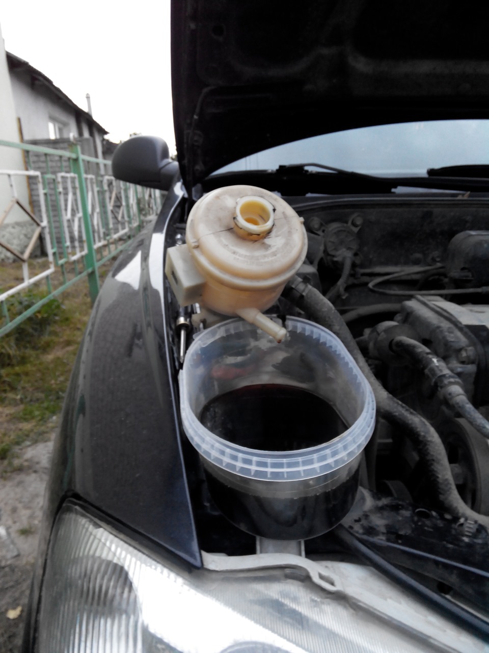 Решил сменить Жидкость в ГУРе — Hyundai Accent (2G), 1,5 л, 2006 года ...