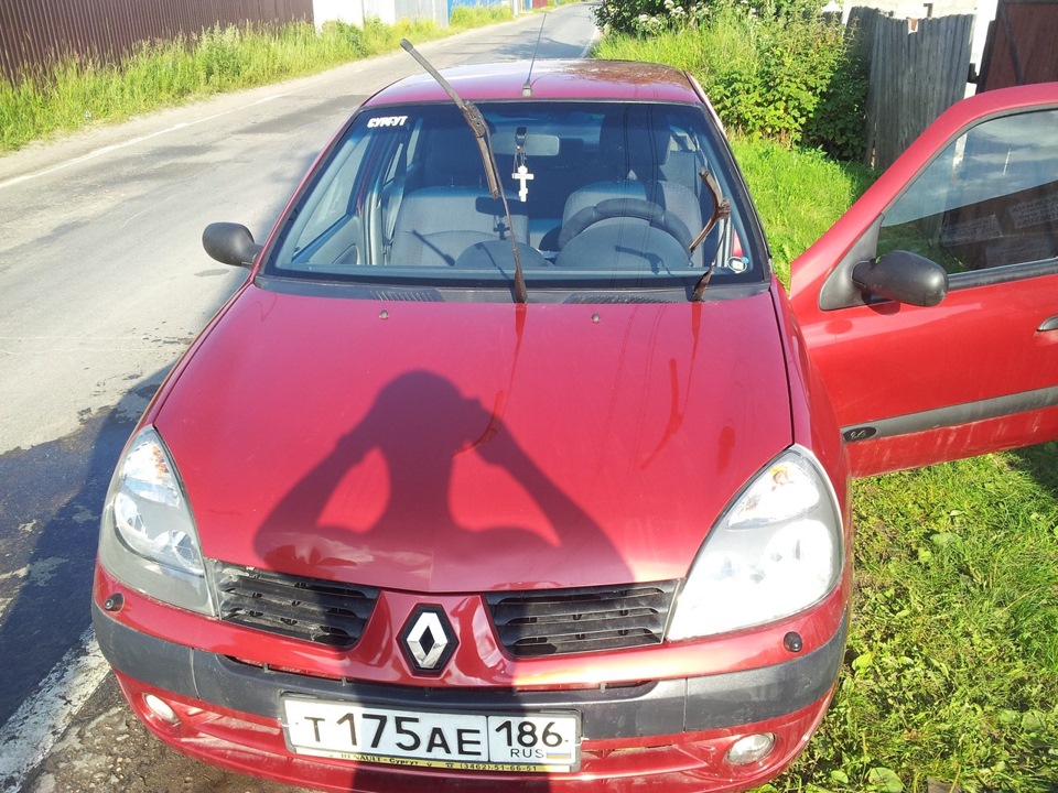 Мелочи, а приятно =) — Renault Symbol, 2006 года | аксессуары | DRIVE2