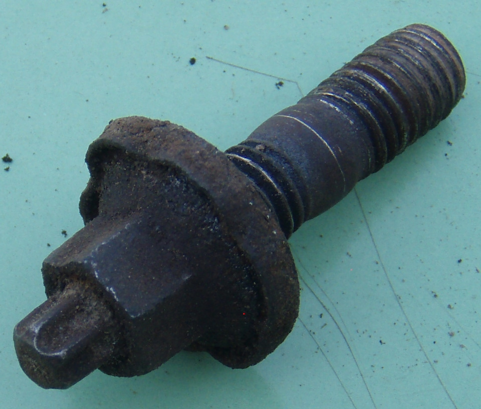 № 1, 2 — Renault Duster (1G)