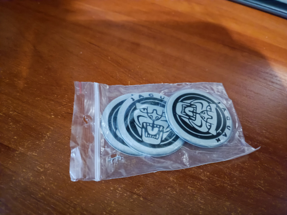 Нашел наклейки по размеру — Jaguar X-Type