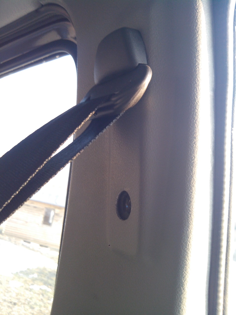 Регулировка водительского ремня безопасности — ГАЗ Соболь 4х4, 2,8 л ...