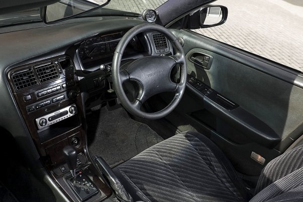 Тойота марк фото салона Сравнение Toyota Mark II JZX90 Tourer V с BMW M5 E34 - DRIVE2