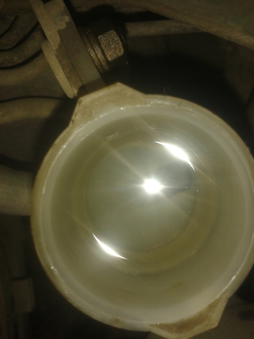 Замена жидкости в тормозной системе и сцеплении. — Nissan Sunny (B15 ...