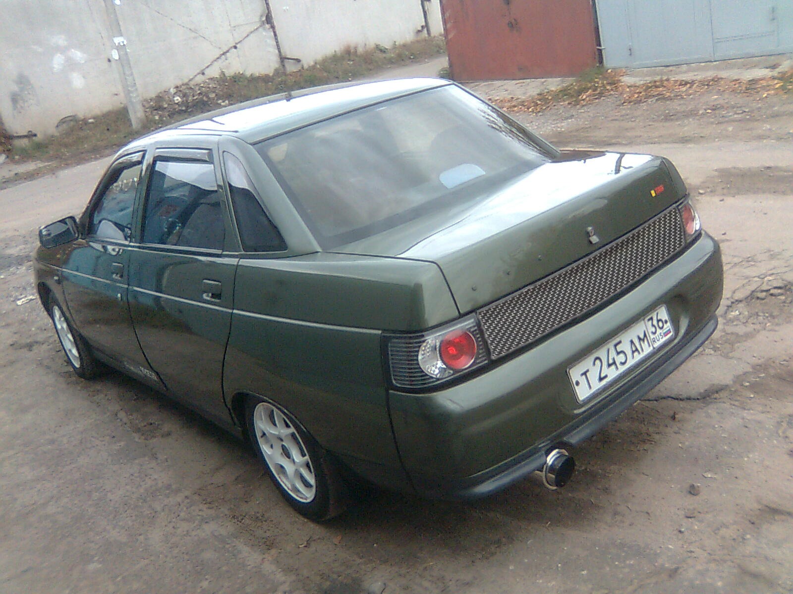 Центральная вставка крышки багажника (ч.1я) — Lada 2110, 1,6 л, 1998 года |  тюнинг | DRIVE2