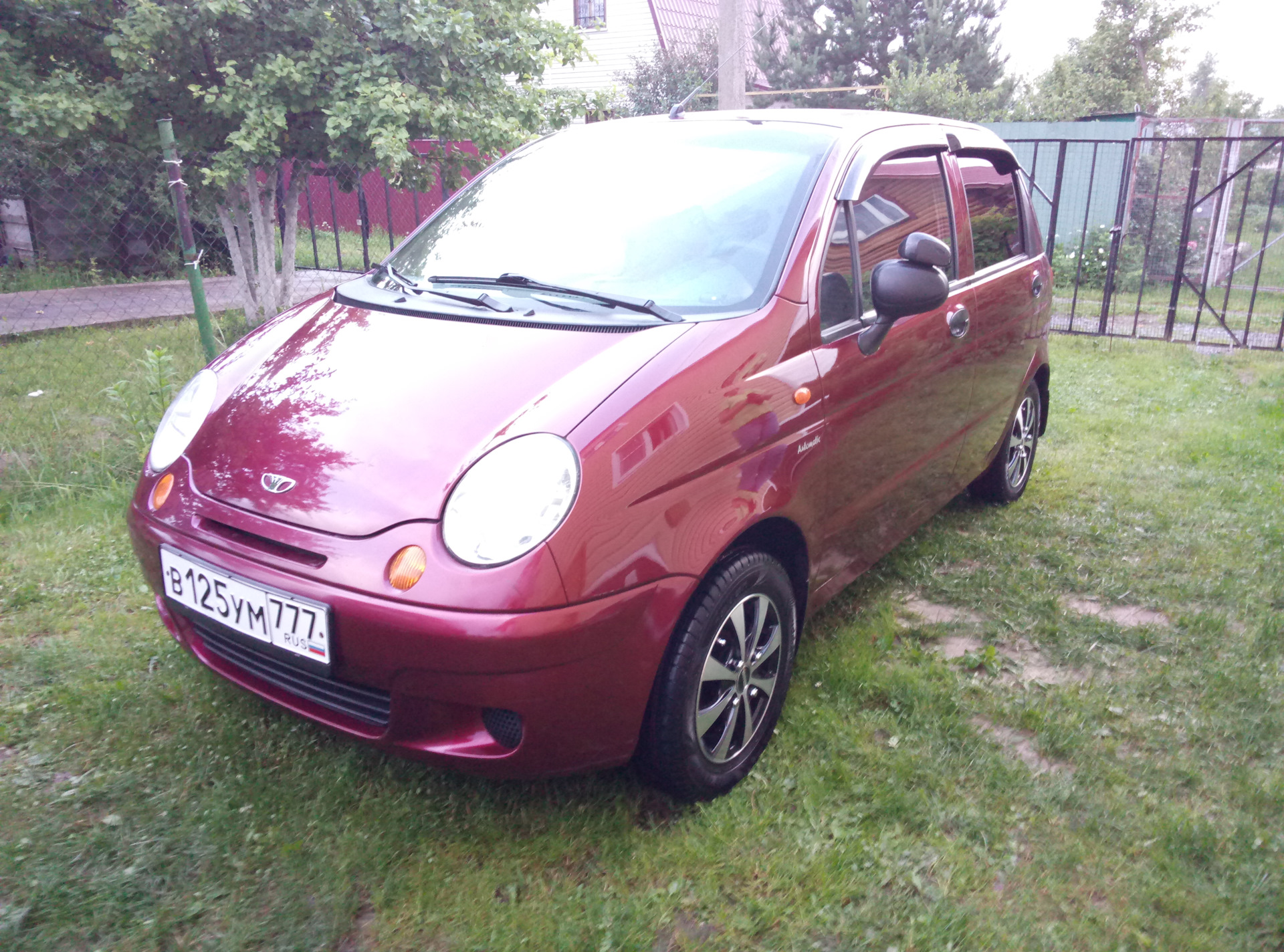 Литые диски на дэу матиз. Дэу Матиз 0.8 2006 года. 3 Колесный Матиз. Daewoo Matiz диски. Дэу Матиз 2012.