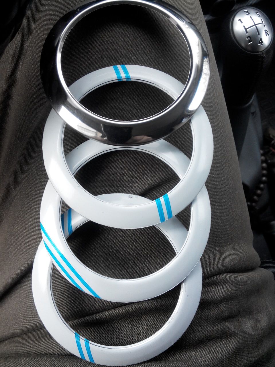 хромированные колечки на торпеде 2106. кольца печки 2106. хромированные кольца воздуховода jeep commander. фланец фм-200ц. кольцо воздуховода.