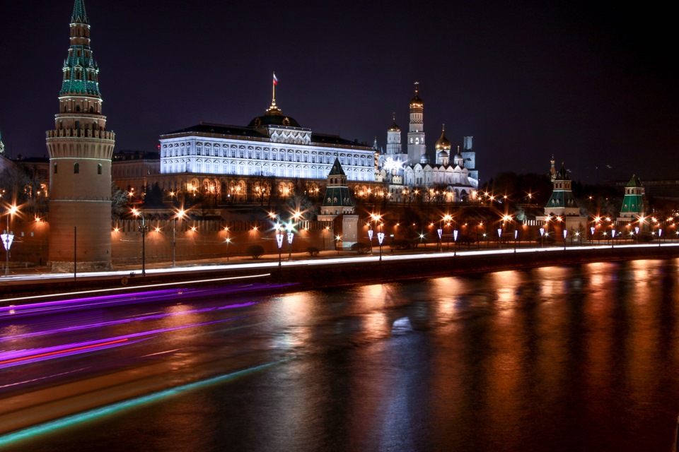 Московский хотя. Увидеть Москву. Я хочу в Москву. Москву я хочу увидеть Москву. Москва снится.