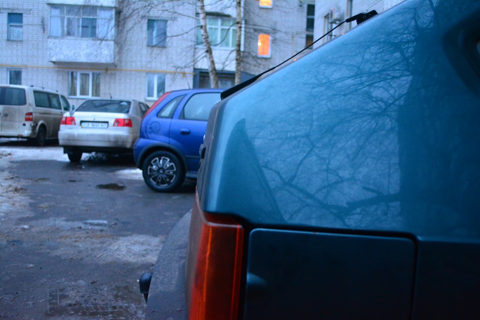 Регулеровка зазоров крышки багажника — Lada 21093i, 1,5 л, 2004 года ...