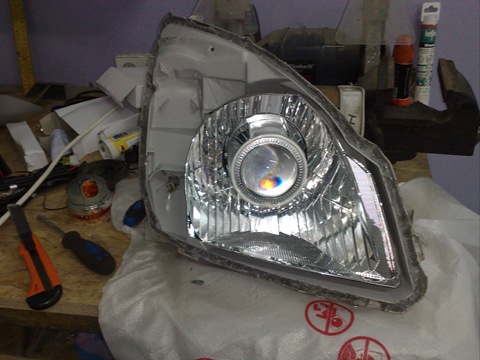 Installing Bi-Xenon Lenses - Toyota Land Cruiser Prado 40L 2005