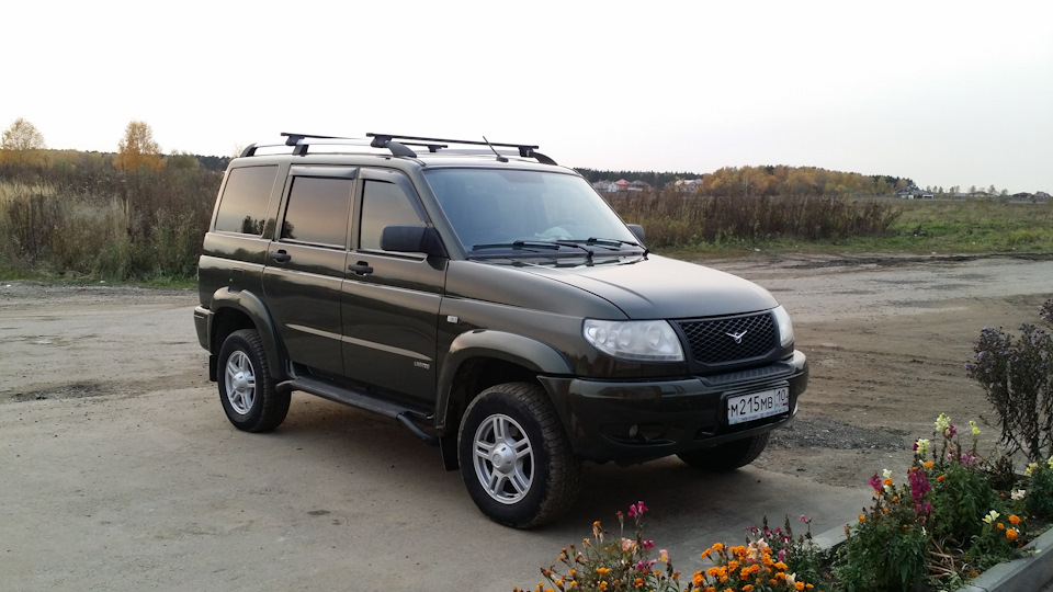 Протяжка шкворней и проверка уровня масла в коробке. И помылся. — УАЗ ...