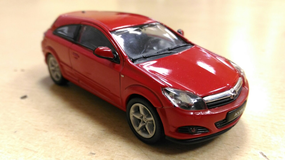 "Опель в опеле" — Opel Astra H GTC, 1,8 л, 2008 года | аксессуары | DRIVE2