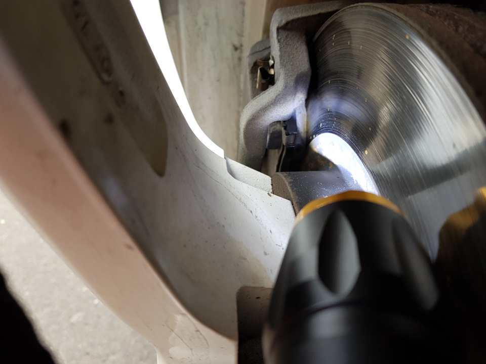 Наблюдаю какой-то хруст при нажатии тормоза — Mazda 6 (3G) GJ, 2,5 л ...