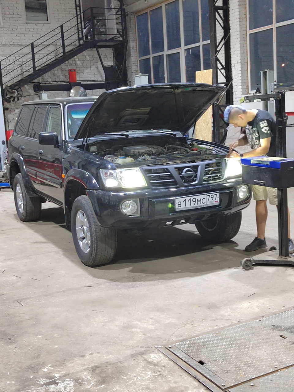 Фото в бортжурнале Nissan Patrol GR II (Y61)