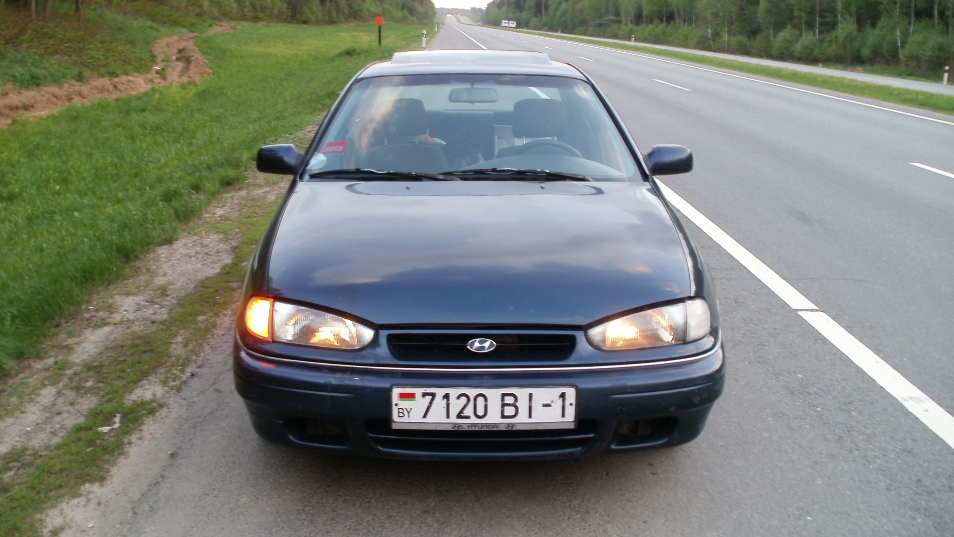 Фото 95 года. Hyundai Elantra 1994. Hyundai Elantra 1994 1.5. Hyundai Elantra j1. Hyundai Elantra 1994 год.