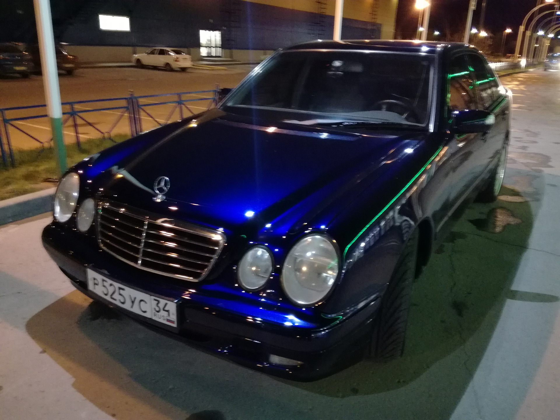 W210 Mercedes С„РёРѕР»РµС‚РѕРІС‹Р№