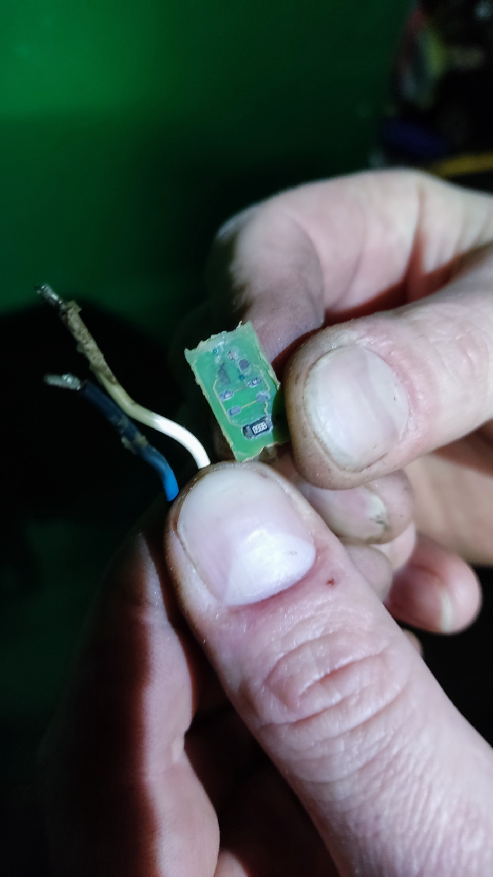 Ремонт кнопки в ручке для бесключевого доступа — Hyundai Santa Fe (2G ...