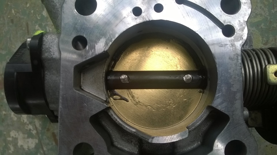 дроссель и пятак — Mitsubishi Space Star (1998)