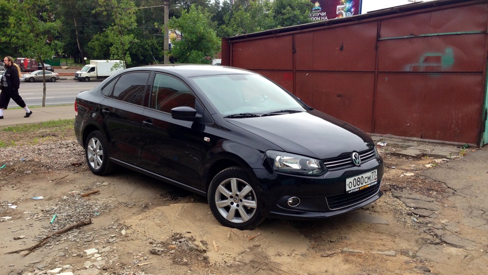 volkswagen polo 2013 черный