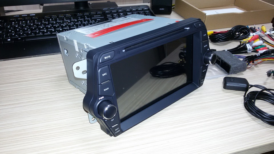 Голова с экраном 8 — KIA Ceed (2G)