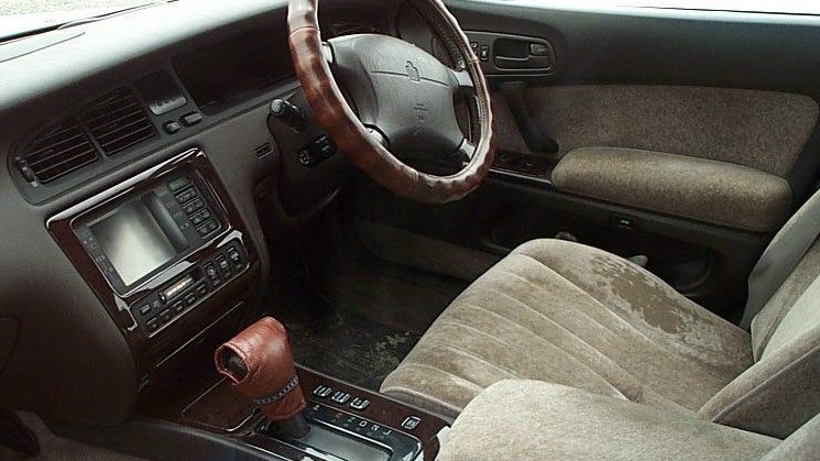 toyota crown 1992 датчики на приборной панели toyota crown 1992 датчики на приборной панели