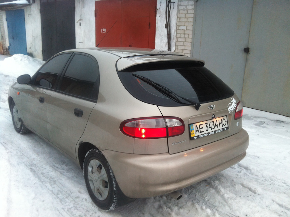 Дром курганская. ЗАЗ шанс 1.5 хэтчбек спойлер. Спойлер для Chevrolet lanos, 2008. Спойлер Дэу Ланос хэтчбек. ЗАЗ Ланос хэтчбек.