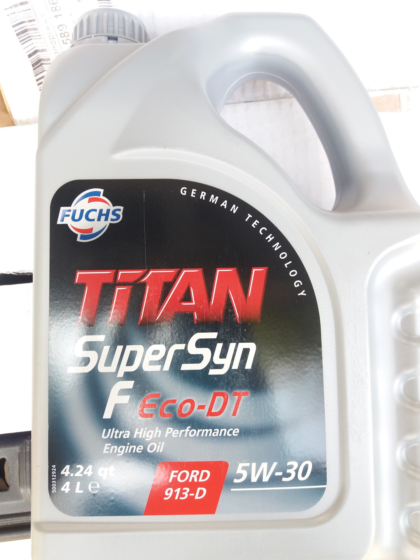 Titan supersyn 5w 30. Titan SUPERSYN SAE 5w-30. Масло Титан 5w40 Лонг лайф. Fox Titan масло. Масло Титан для дизеля.