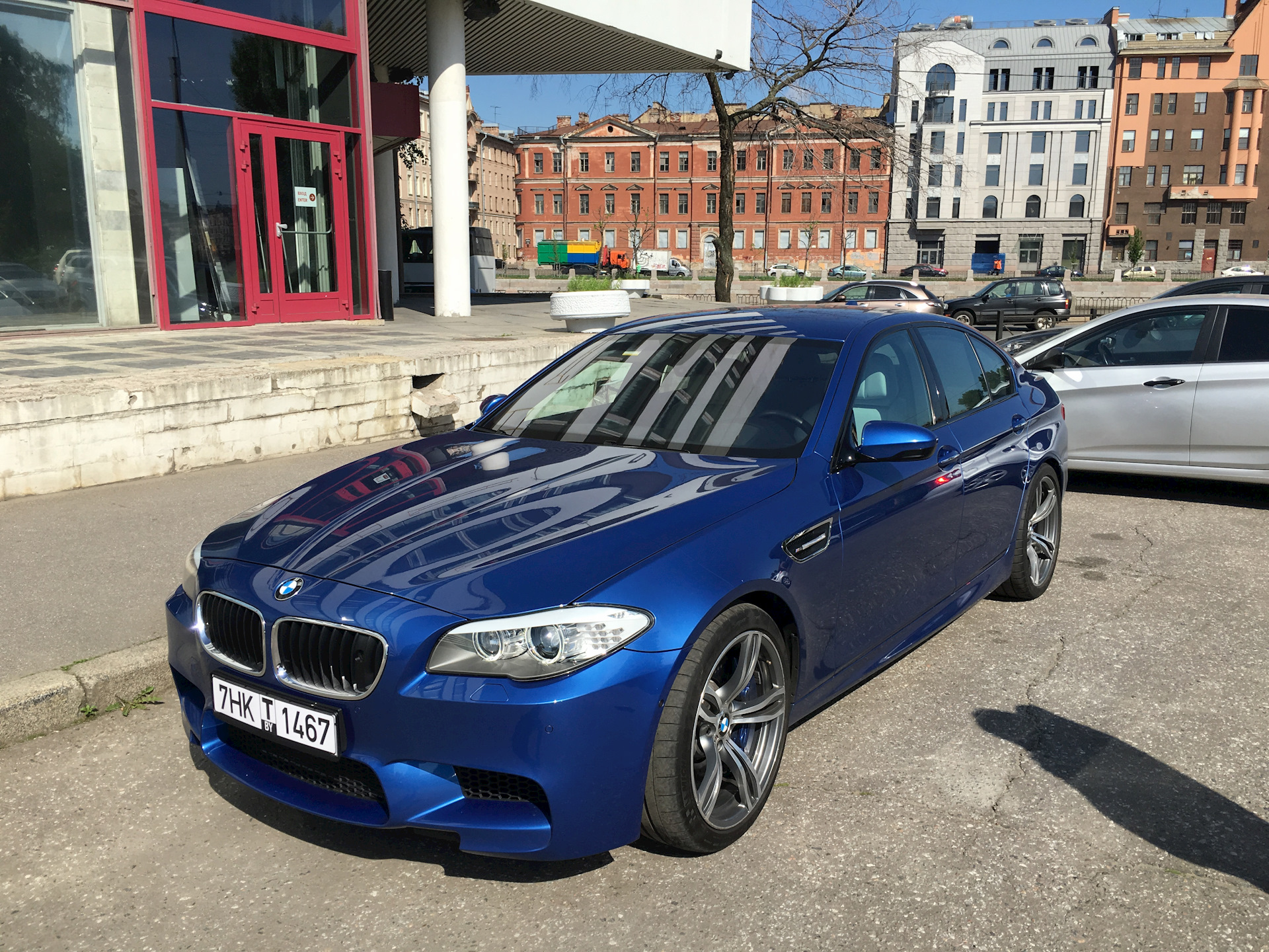 M5 f10 Monte Carlo Blue