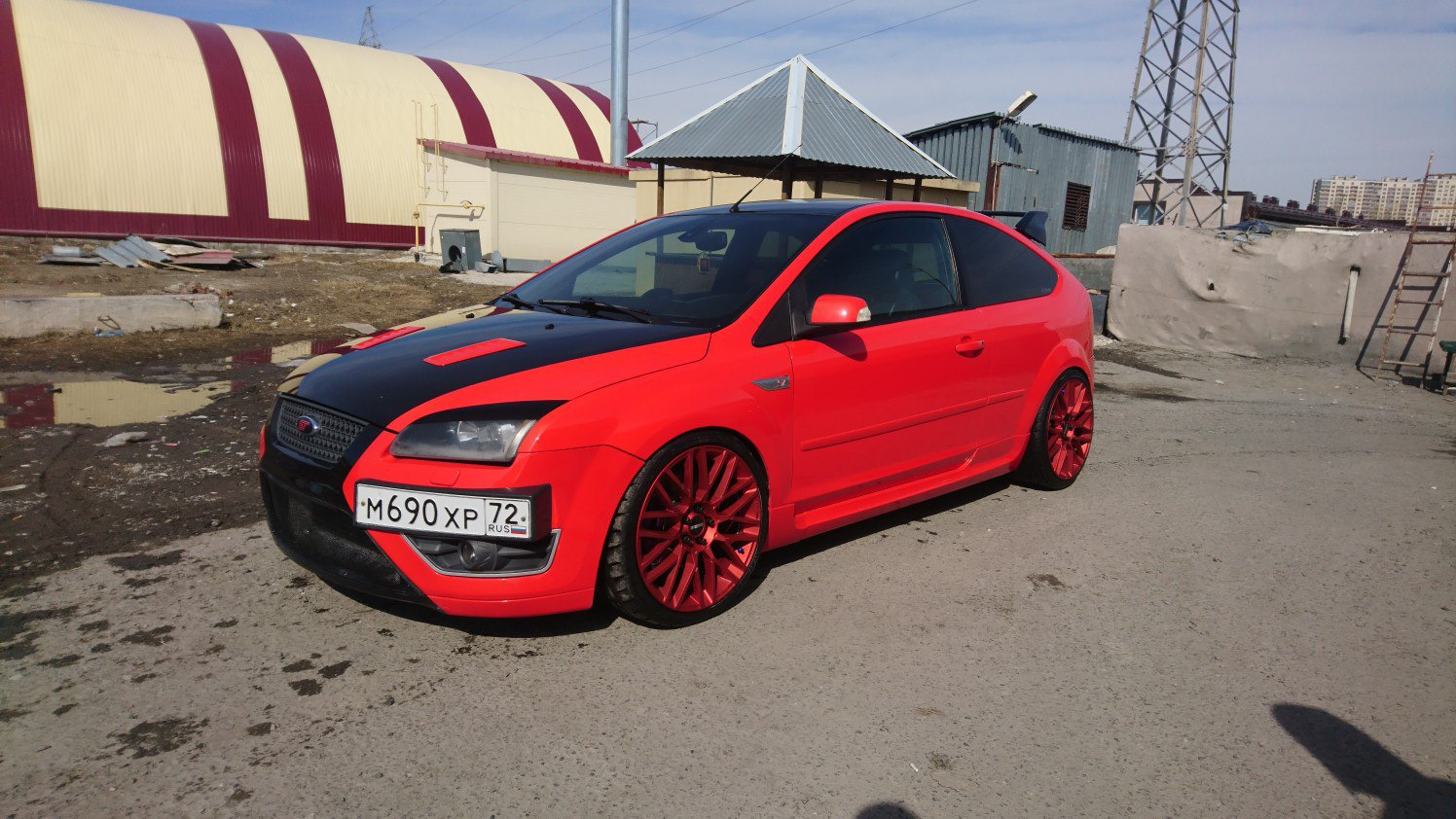 Ford Focus 2 Momo Revenge