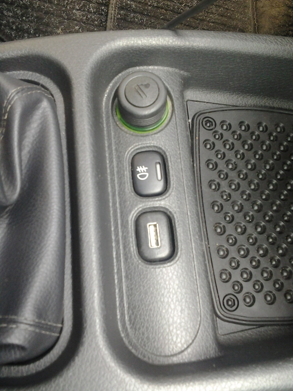 027. подключение рации и Usb зарядку. — Lada Калина Хэтчбек (1G), 1 л ...